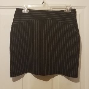 Star city size 7 juniors black mini skirt
